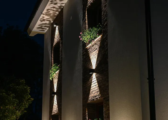 House Wisteria